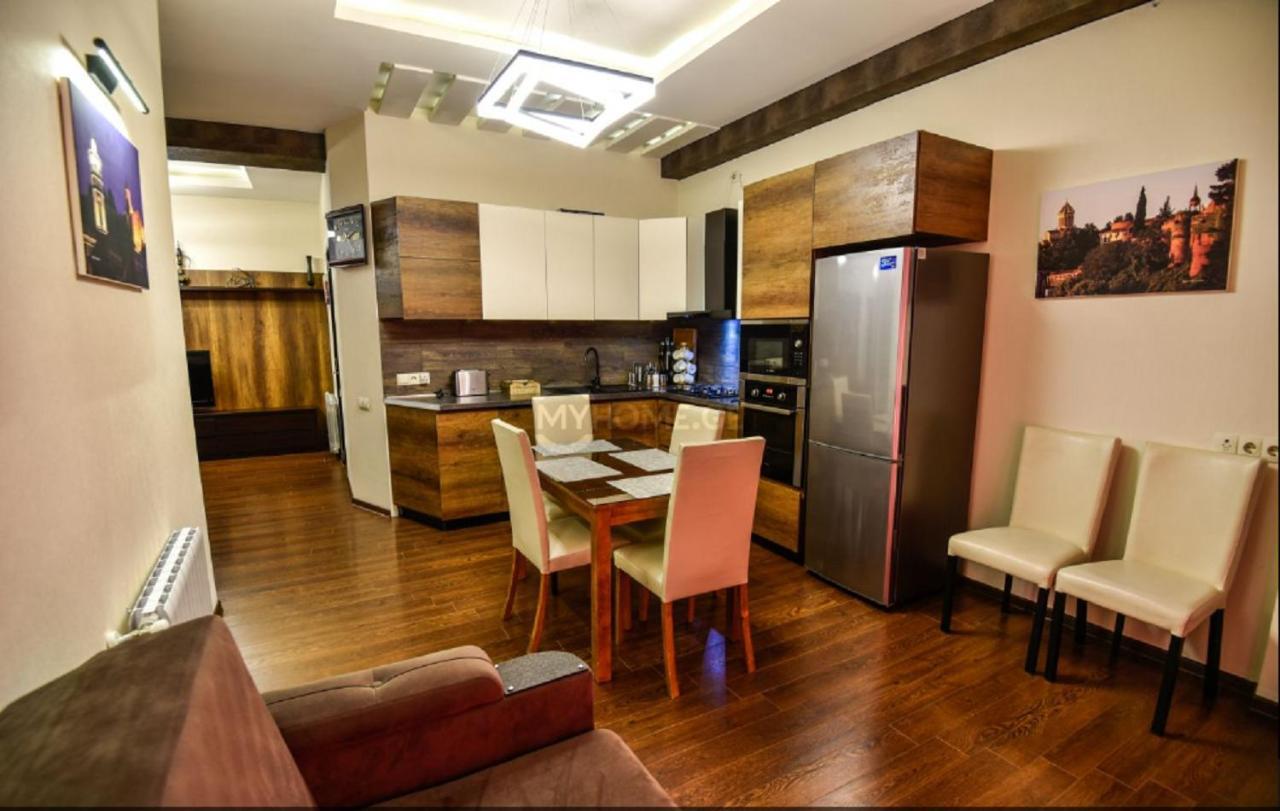 Freedom Square Apartment Tiflis Exterior foto