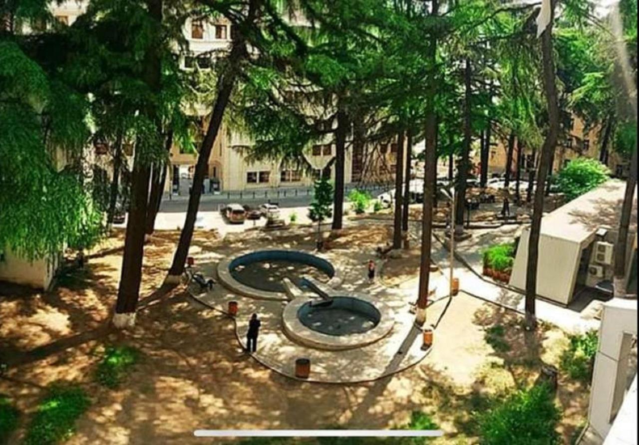 Freedom Square Apartment Tiflis Exterior foto